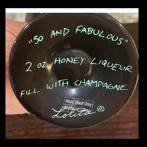 New Lolita collection. ‘50 & Fabulous’ birthday wine glass. - Picture 4 of 7